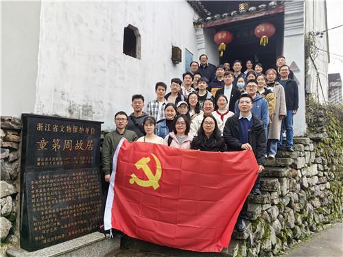 奔驰e级这种损伤去4s店维修都需要修什么 后保险杠有剐蹭 微小凹陷?-专业问答网站
