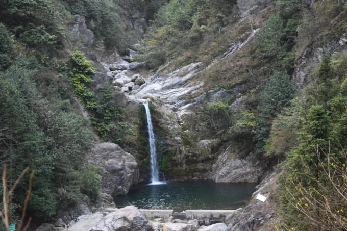 逃离广阔的山川