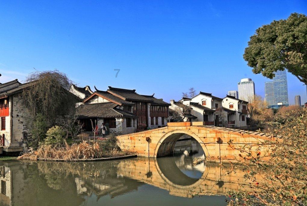人民银行北京市分行:2023年末北京市人民币贷款余额同比增长13.4%